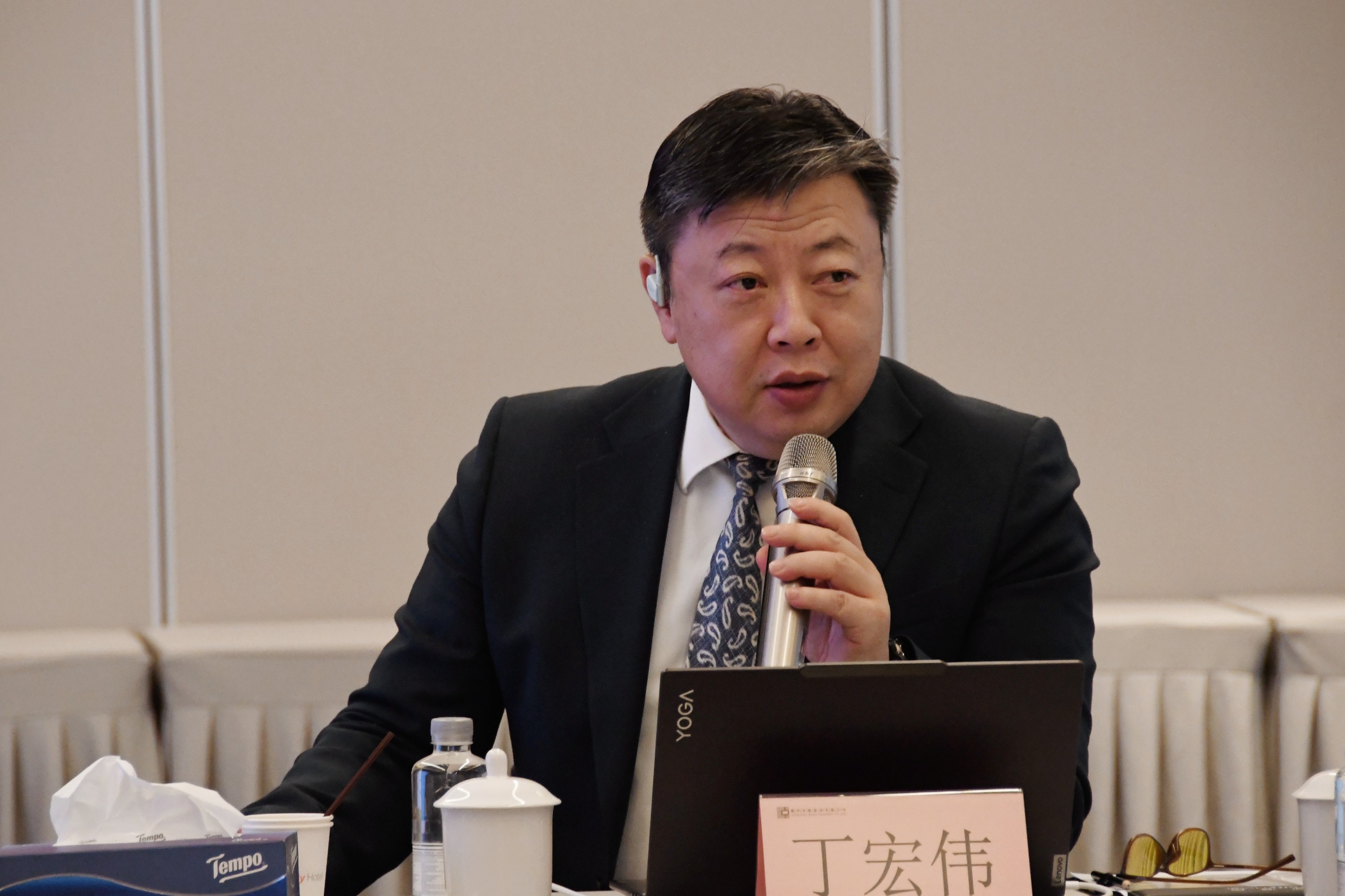 丁宏伟-1